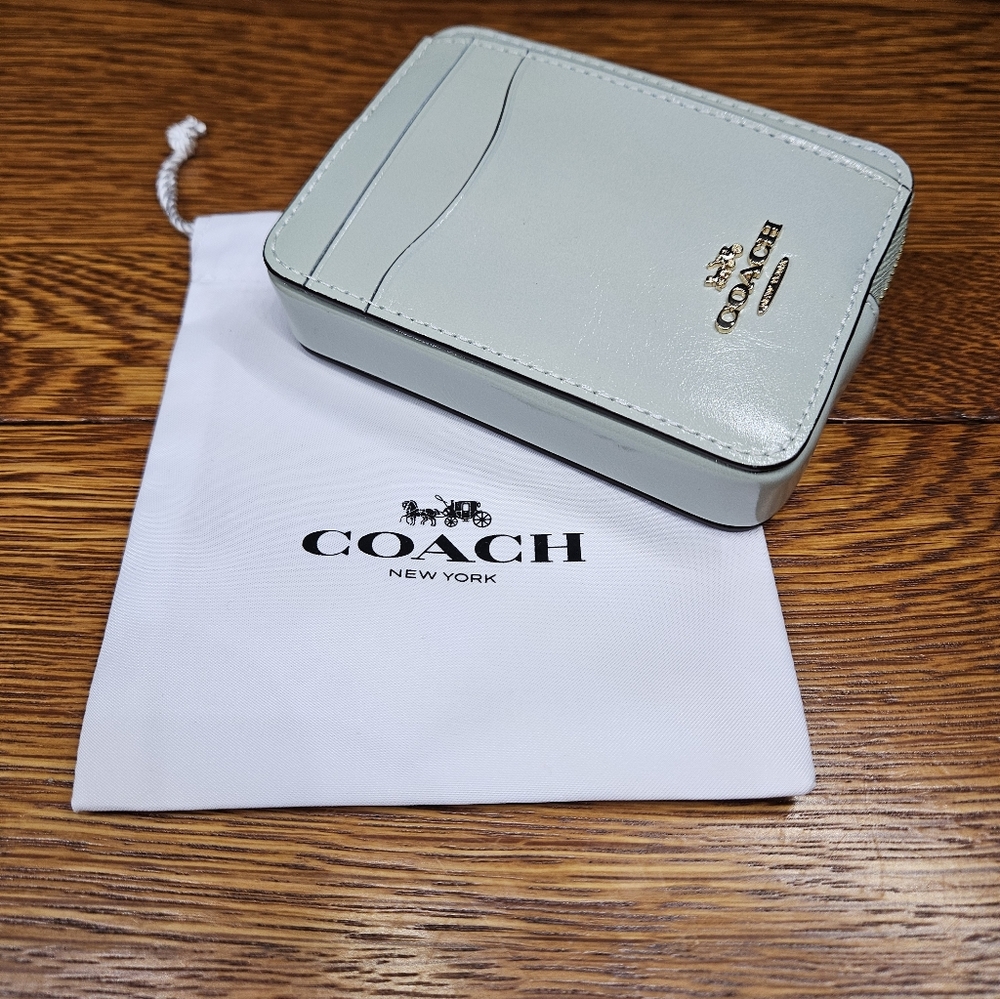 Coach Zip Card Case With Bows - Picture 7 of 7